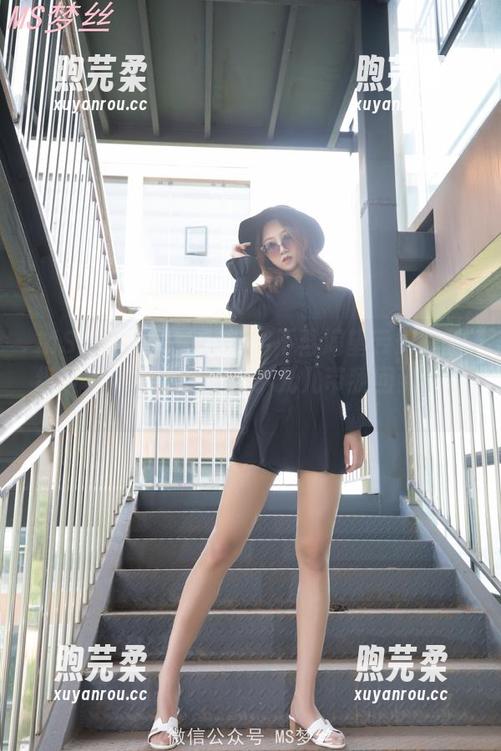 MSLASS梦丝女神-小允儿 MSLASS梦丝女神 - 不再渴望云端的顶级版本,免费原图的小允儿带我回到现实。