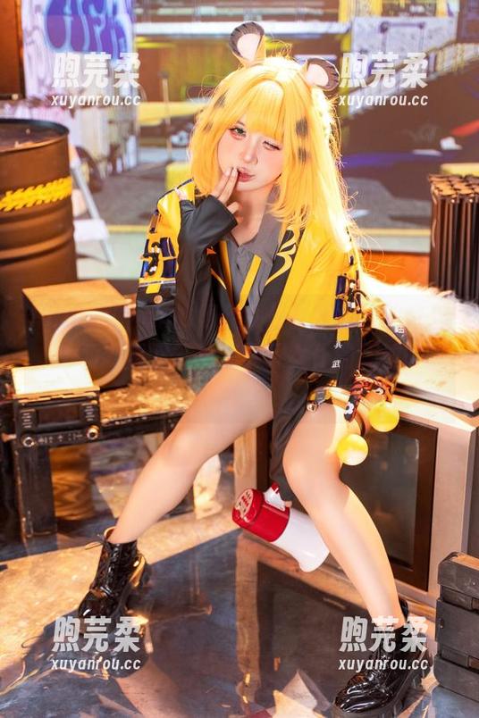 PoppaChan PoppaChan的野代女仆原图免费的来袭,然而我却又开始想要买女仆的周边…嘿嘿。