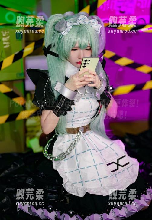 PotatoGodzilla PotatoGodzilla的福利还可以更炸裂!快来欣赏丽莎白兔女郎的图片吧!