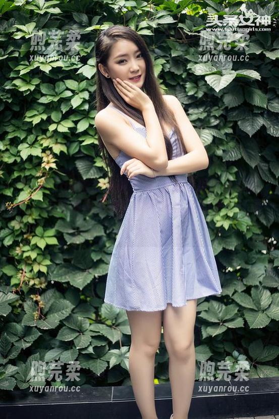 TouTiao头条女神-杨曼妮 TouTiao头条女神 - 这组杨曼妮的泳装图集,高清得像真身!说不定比我的早餐还诱人