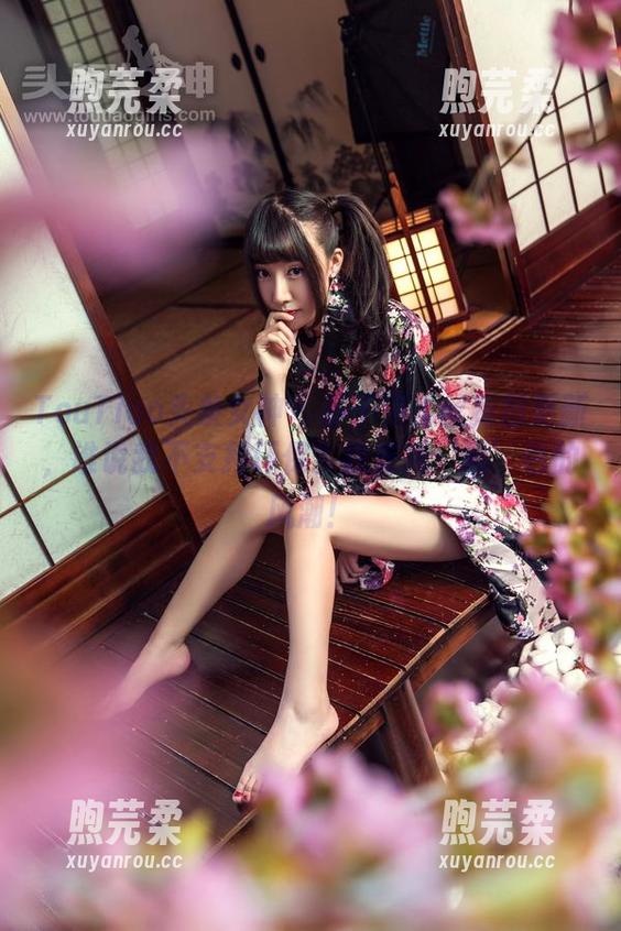 TouTiao头条女神-苏子淇 TouTiao头条女神 - 苏子淇黑丝新图更新,谁说我不支持环保?我支持‘黑’色的风潮!
