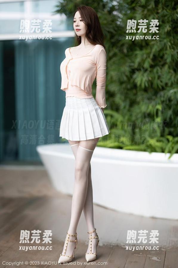 XIAOYU语画界 - 小蛮妖Yummy的内衣高清合集，有种不忍心错过的冲动。