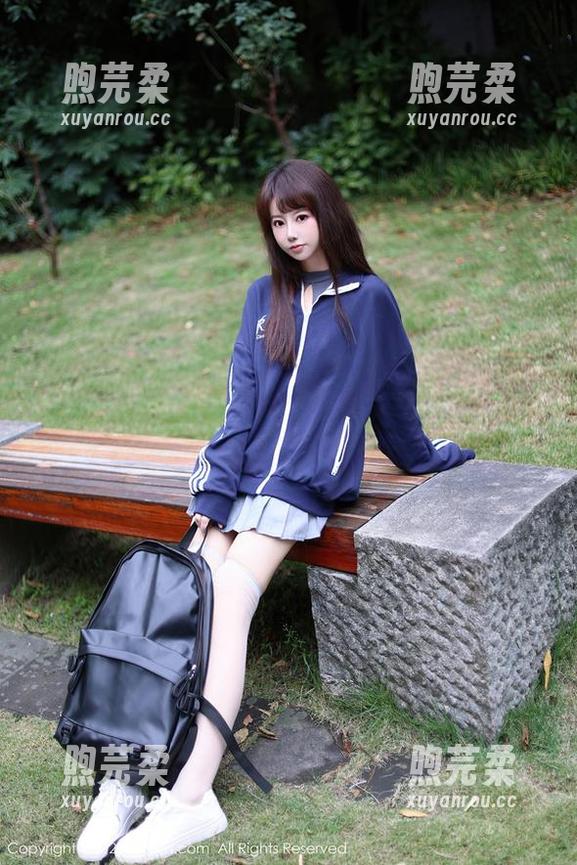 Xiuren秀人网 - 校服合集来袭！Lovely璐璐完全掌控了这条小清新路线？
