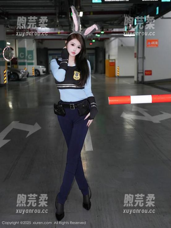 Xiuren秀人网 - 刘婷婷体操服作品，原图让我想起了童年那个永远不想穿运动服的我。