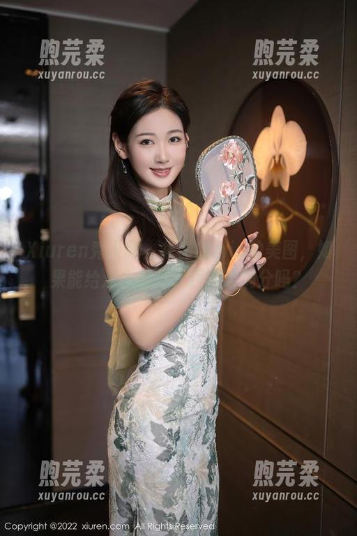 Xiuren秀人网 - 徐微微mia的美图，如果能给泳衣打分，我能给满分吗？