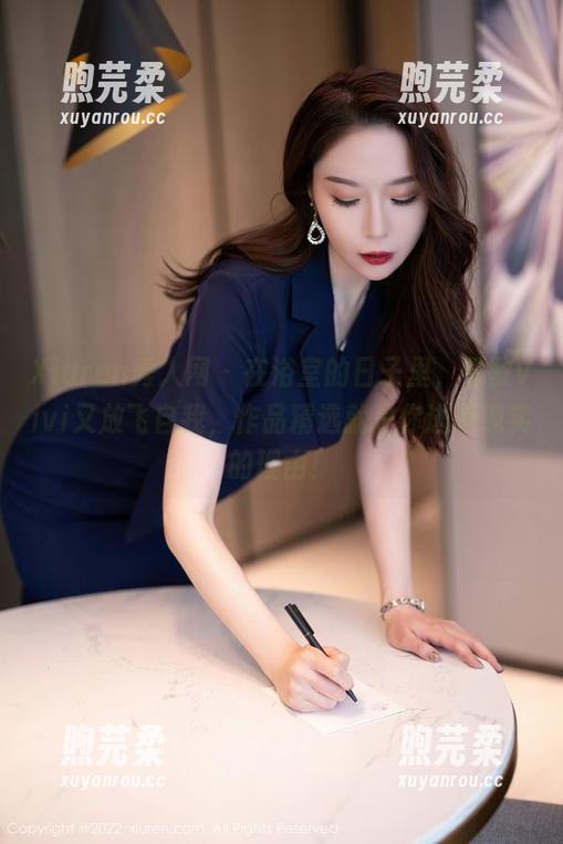 Xiuren秀人网-慧敏Vivi Xiuren秀人网 - 在浴室的日子里,慧敏Vivi又放飞自我,作品精选就是你逃避现实的理由!