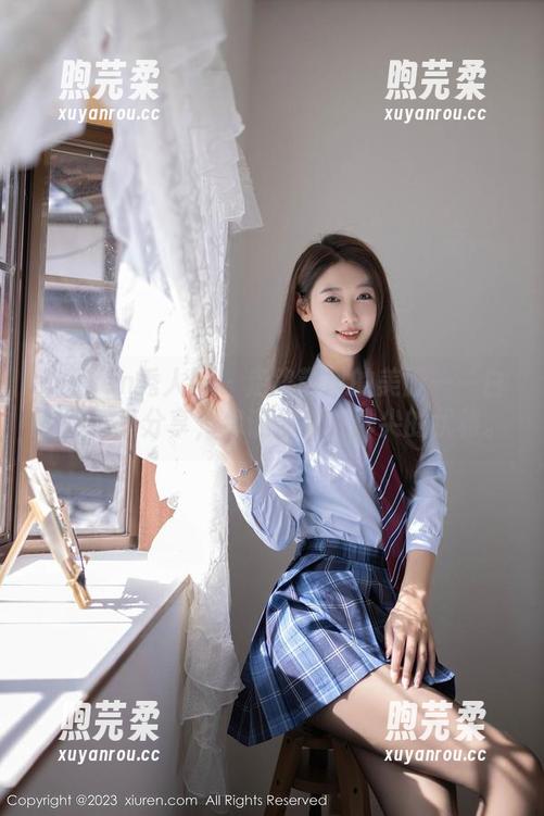 Xiuren秀人网-白琮瑗 Xiuren秀人网 - 走路带风的美脚——白琮瑗写真分享,保证你爱上脚尖的优雅。