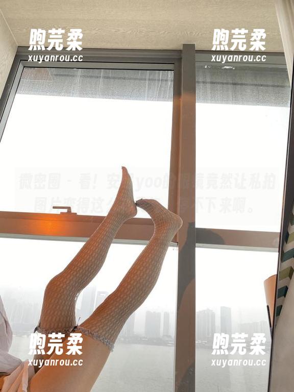 安妮yoo 微密圈 - 看!安妮yoo的眼镜竟然让私拍图片变得这么有灵气,停不下来啊。
