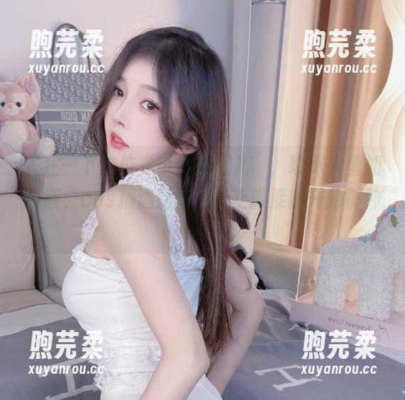 关注一下这位“小小奶瓶儿”，珍珠人鱼加长版，cos精选到让人肾上腺素飙升的那种！