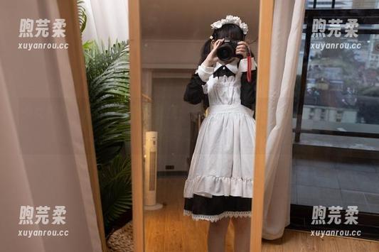 少女秩序-鹿可 少女秩序 - 鹿可的礼服分享集:你以为是走红毯,实际上是走在梦想上!