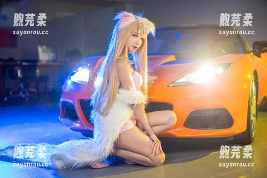 带着好奇心，观看希希_啾的犬獒旗袍，脑中一片乌鸦。