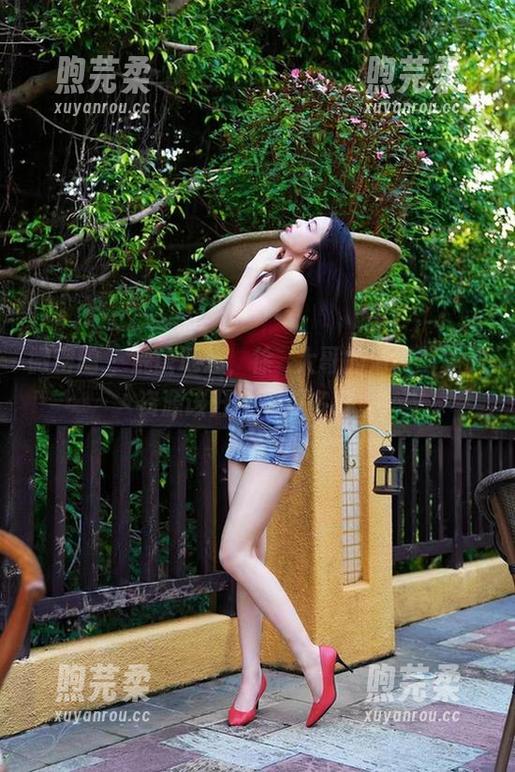 微密圈 - 荒唐地想，徐珺大哥的清纯写真和资源该开个派对多好。