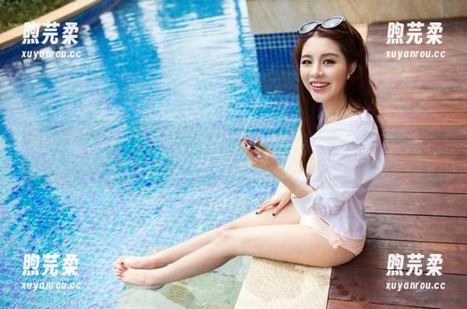 推女郎 - 哇！夏婉婉的新更新：灰丝原图开启了我示爱这种袜子的想象...
