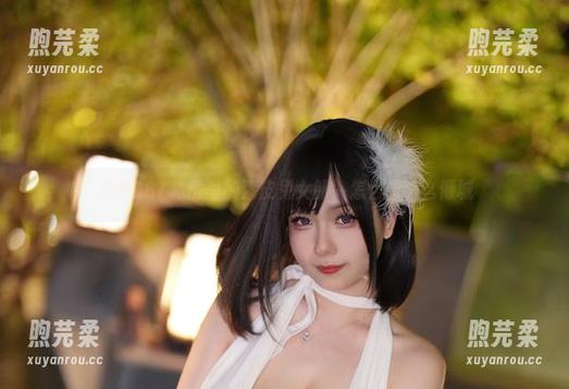 末夜787私房里的漆皮兔女郎，怎么看怎么倾城