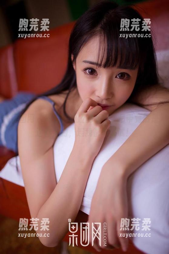 果团网-陈迪娅 果团网 - 揭开陈迪娅的私拍,吊带竟然是这样穿的,连我都想试试!