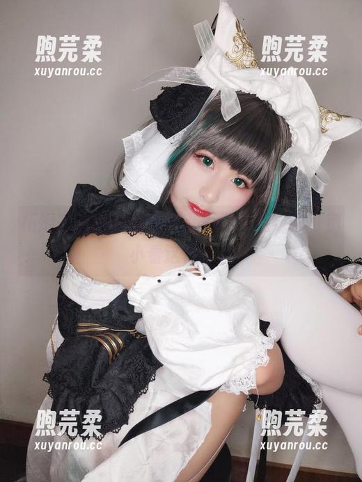 柘烟Zuken的全套“秘书”作品，你可别小看这行头。
