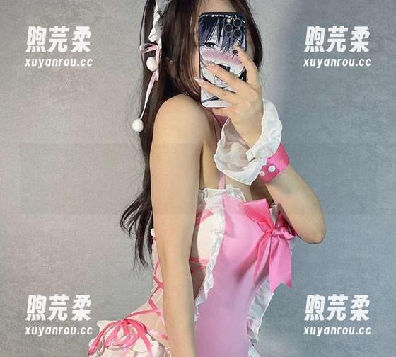 桃沢樱呀 微密圈 - 桃沢樱呀的民国风情写真,套图中的每一张都让人有点想穿越去赴个约。