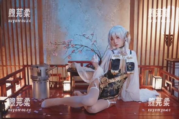 水淼aqua 水淼aqua的崩坏星穹冒险,高清图片中藏着微微不安,不知道下一站会在哪里。