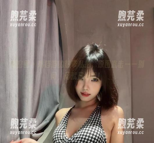 琳铛铛 微密圈 - 琳铛铛的热带私拍,原图直击——别问,问就是好看!