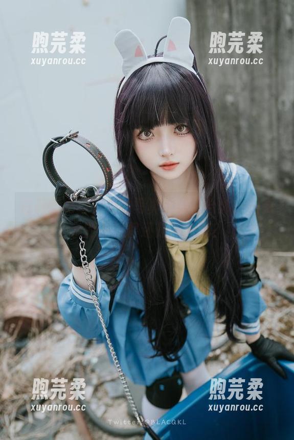 白莉爱吃巧克力 白莉爱吃巧克力的写真,双人合体——更多的是温馨还是尴尬呢?