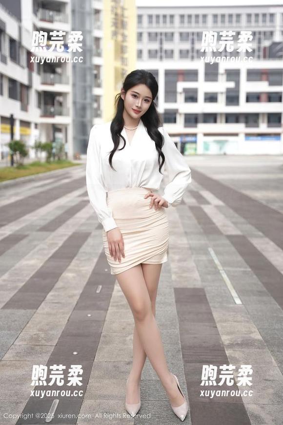 秀人网-八宝icey 秀人网 - 八宝icey婚纱合集——就像白色乖乖的蛋糕里,总得加块巧克力才好吃!