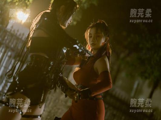 看秋和柯基的室友姐姐如何把洗衣房变成模特秀场，最新图片彻底颠覆了认知。