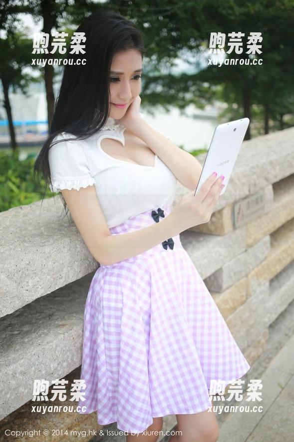 美媛馆-伊雨蔓Fiona 美媛馆 - 你敢信?伊雨蔓Fiona的粉色合集竟让我陶醉得像在梦里游荡!