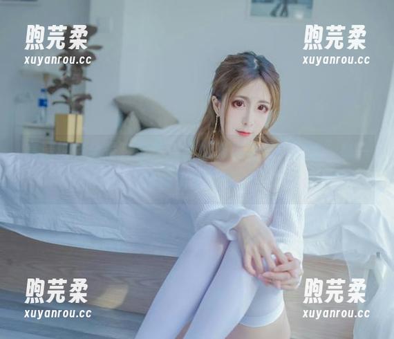 翎柒菜菜 高清细节全景,自然流露的翎柒菜菜“剧情”每一帧都值得品味。