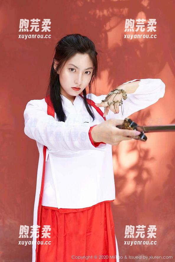 蜜桃社 - 找到了！缇娜美Tinami“女孩”主题私拍图包的直击心灵时刻