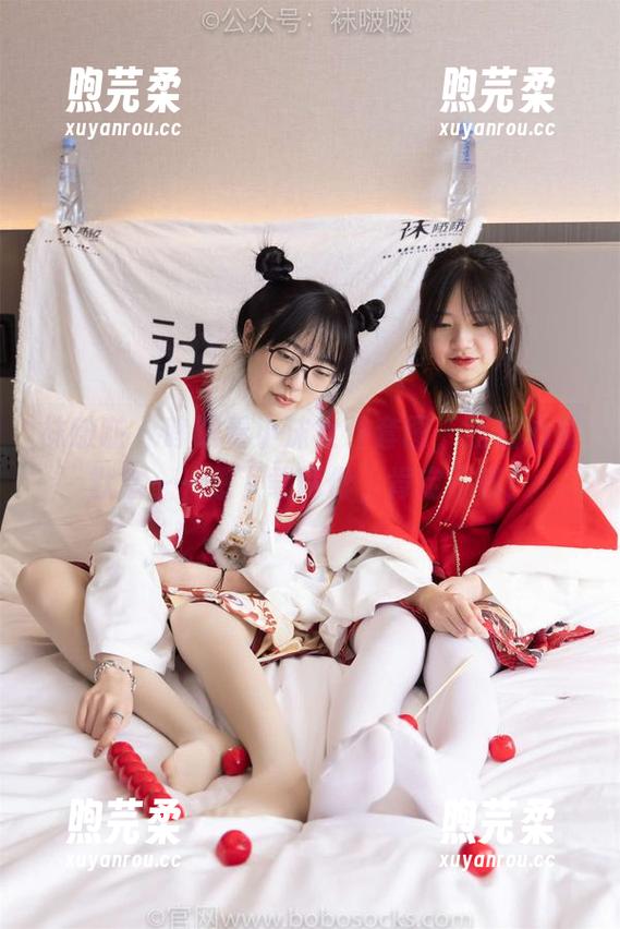 袜啵啵-小沫 袜啵啵 - 睁眼看小沫女仆套图,然后心里默念——想下载两份,肯定不够!
