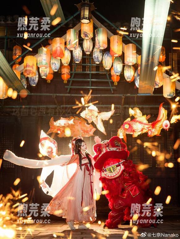 贰加六 这图包里有什么?贰加六的透明写真,谁敢承认瞄了一眼?