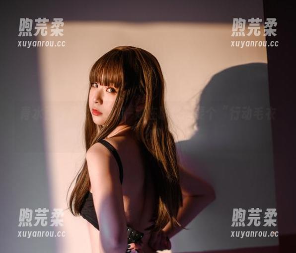 青水百合子 青水百合子全套丝袜–她在职场需要个“行动毛衣”么?