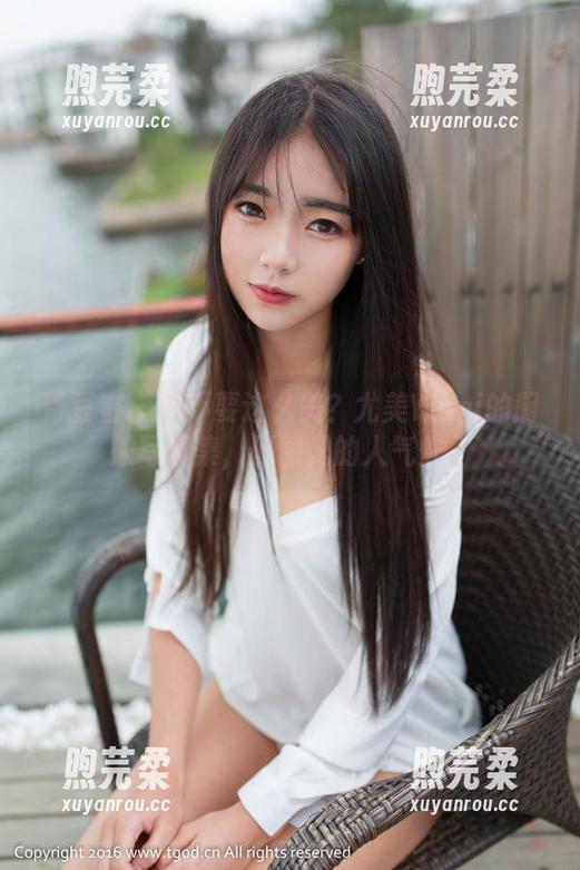 青豆客 - 要不要这么美？尤美Yumi的厨娘写真集，原图里的人气炸了