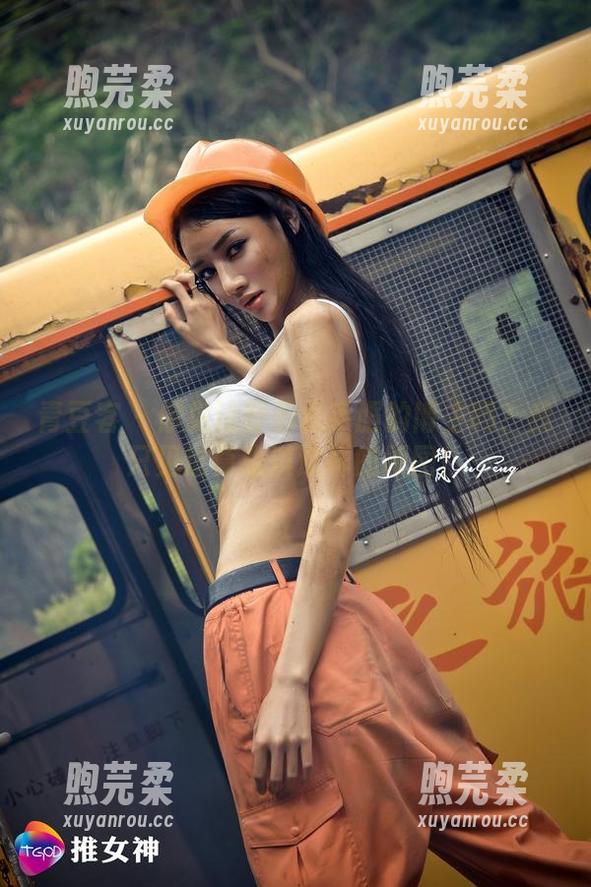 青豆客-莫雅淇 青豆客 - 你见过穿着水手服的博主吗?我只见过莫雅淇这样的原图!