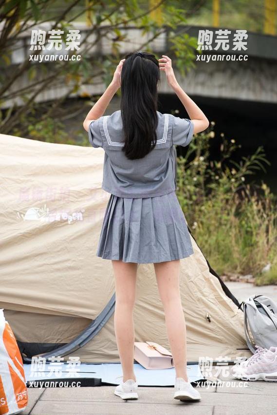 魔镜街拍-艾小青 魔镜街拍 - 艾小青的肉丝网红路线:原图看得我直咽口水,资源求求求!
