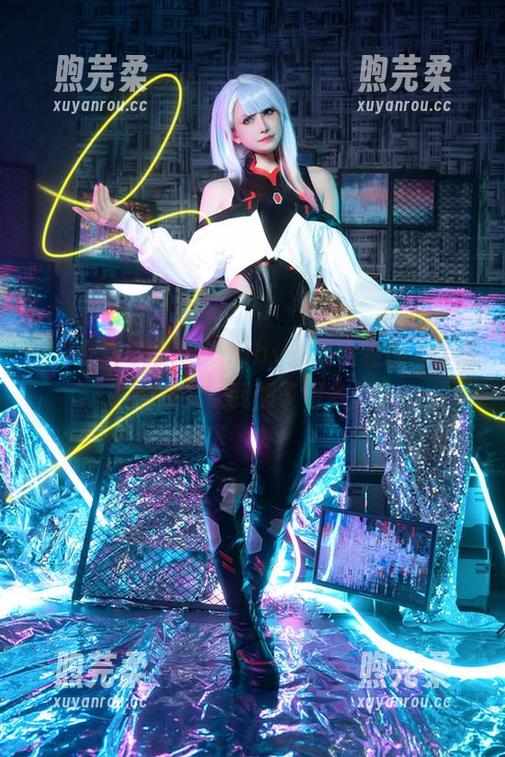 网贷少女与鹿八岁baby的真实碰撞，作品的意义让我想了很多。